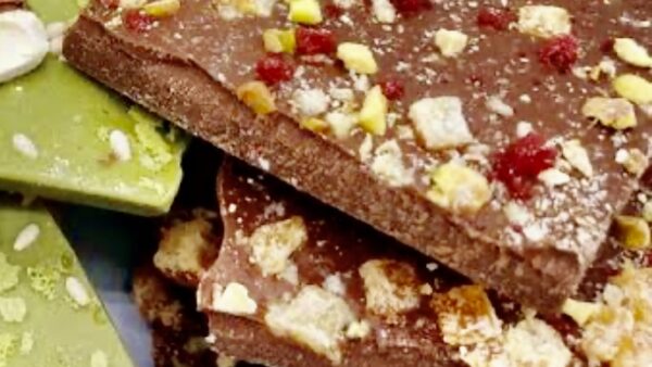 「明日はチョコタベタインデー。」｜富山で解体工事ならACEにお任せ！